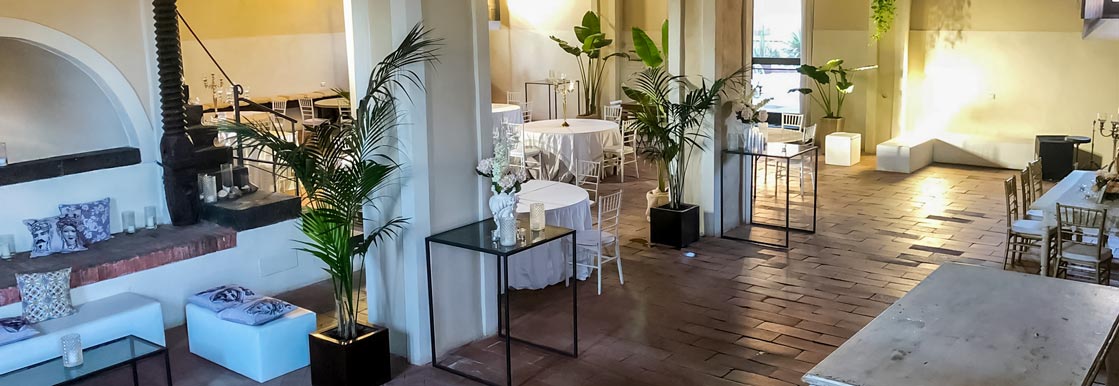 Vista della zona dance del Palmento del Maniero Country House.